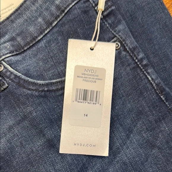 BRAND NEW NYDJ Le Silhouette Ami Skinny High-Rise Jeans - Picture 9 of 12